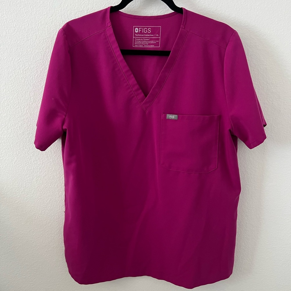 FIGS Catarina scrub top